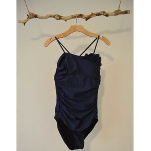 Albion Fit ruffle one pice swimsuit